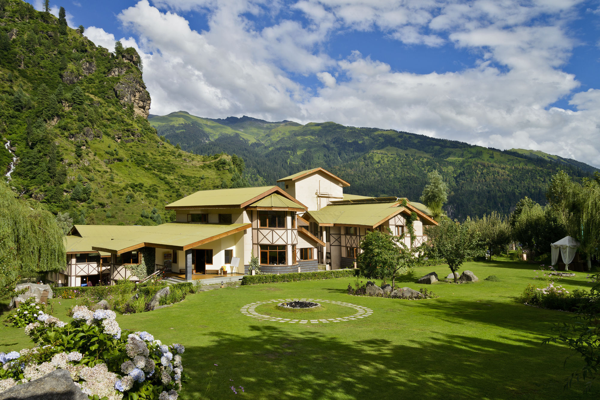 Solang Valley Resort Palchān Extérieur photo